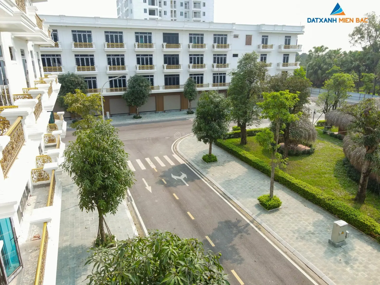 Nhà liền kề đẹp trung tâm TP Thanh Hóa, công viên, hồ điều hòa, chỉ 3,2 tỷ