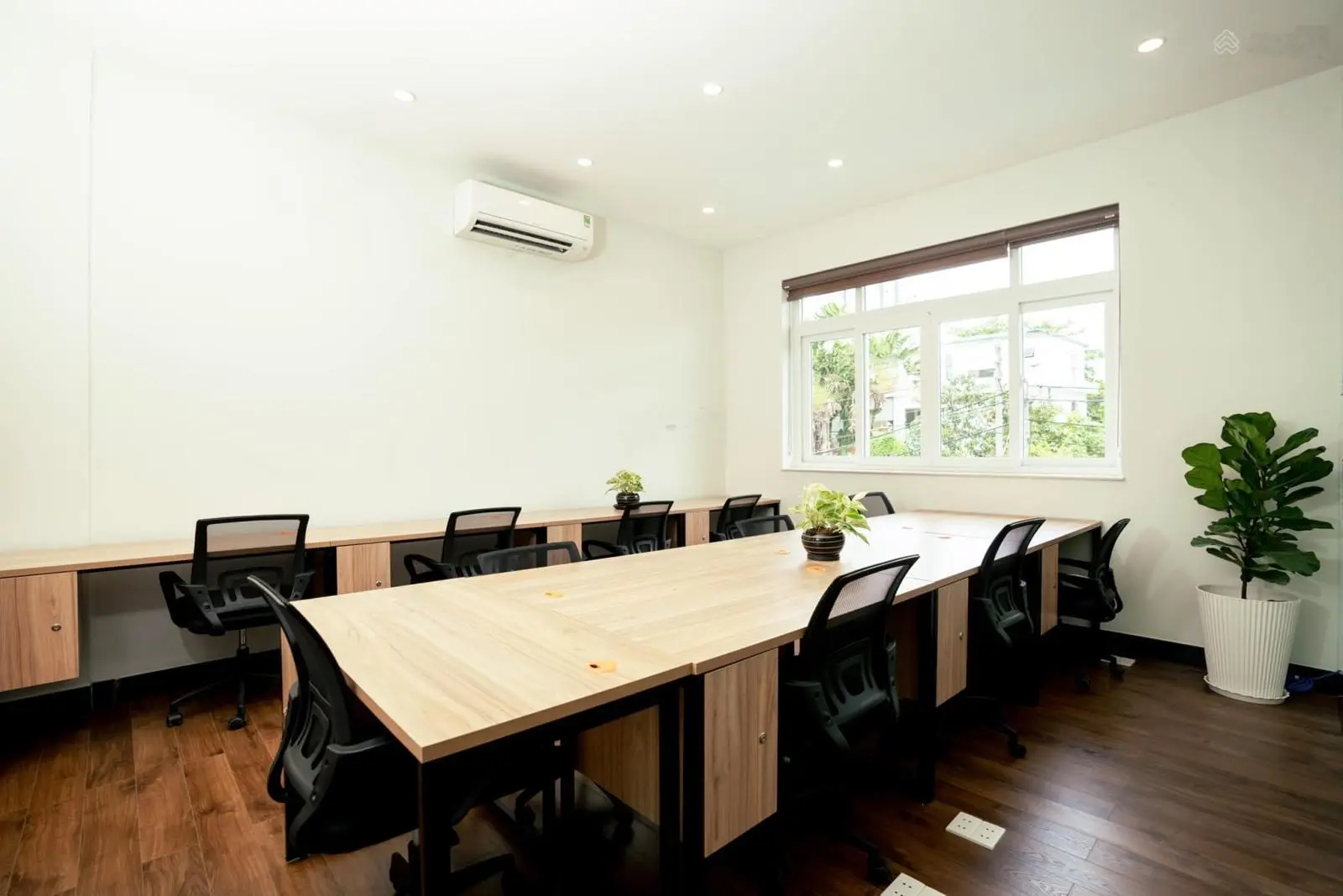 Bán office villa Thảo Điền HĐT 5500USD/TH, HBSV - 112 tỷ
