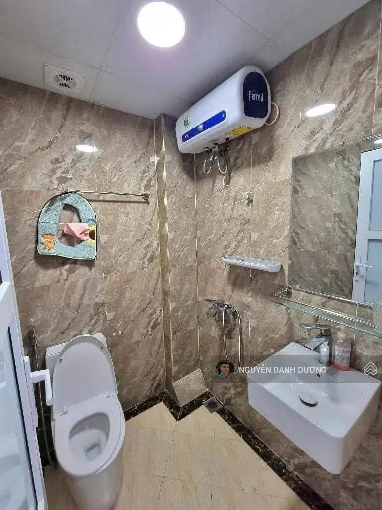 Bán nhà Âu Cơ - 35m2 x 6 tầng - Ngõ nông, 70m thông ra hồ Quảng Bá giá nhỉnh 7 tỷ - LH 0865739823