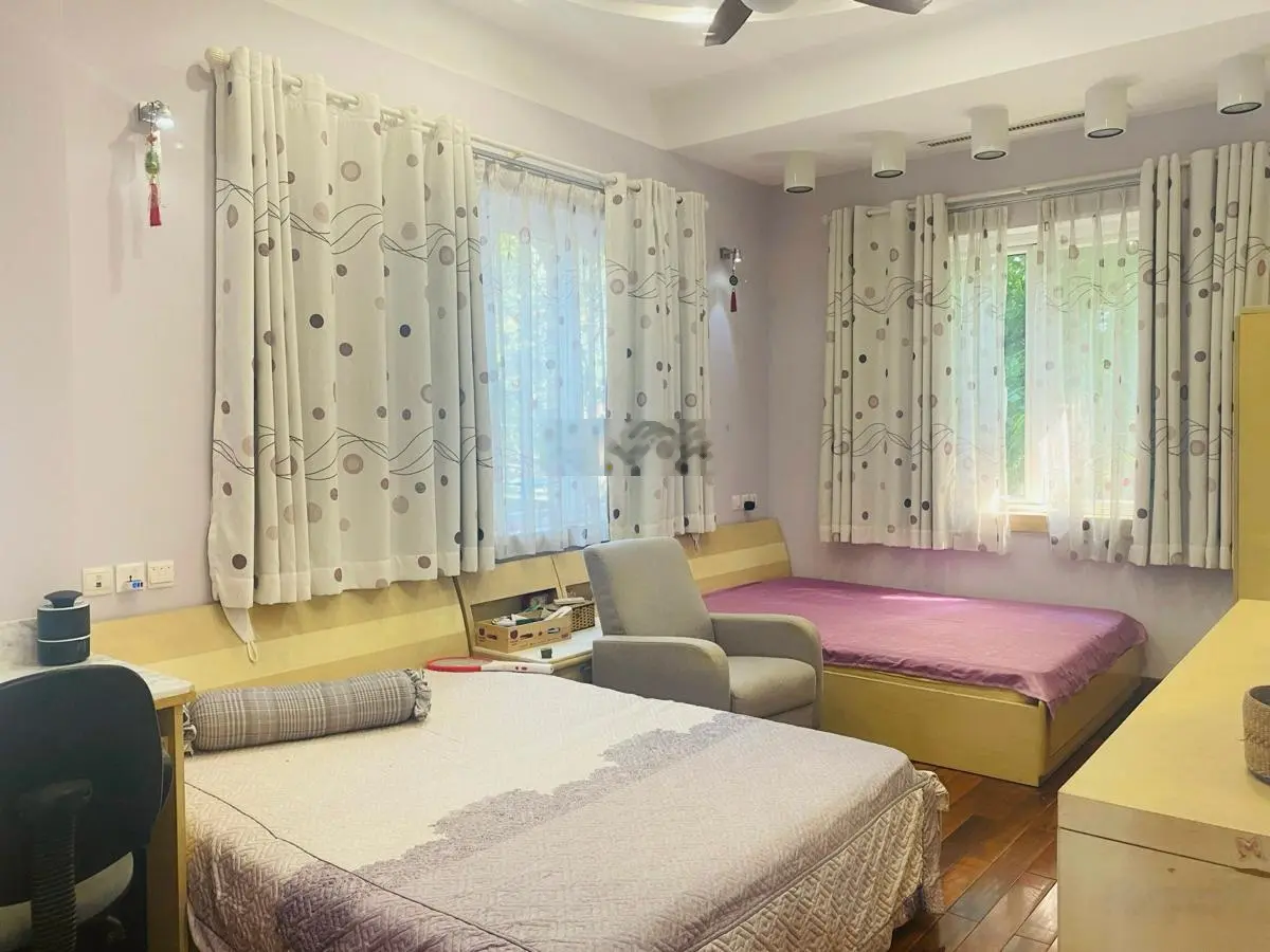 Bán căn biệt thư lô góc siêu VIP KĐT Linh Đàm. LH 0912 002 ***