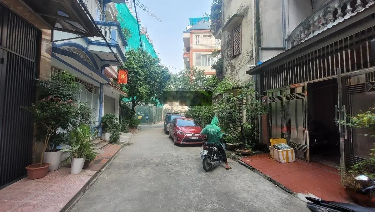 Bán gấp nhà siêu vip Phùng Chí Kiên 65m2 x 5 tầng mặt tiền 4m dân xây chắc chắn phân lô ô tô tránh