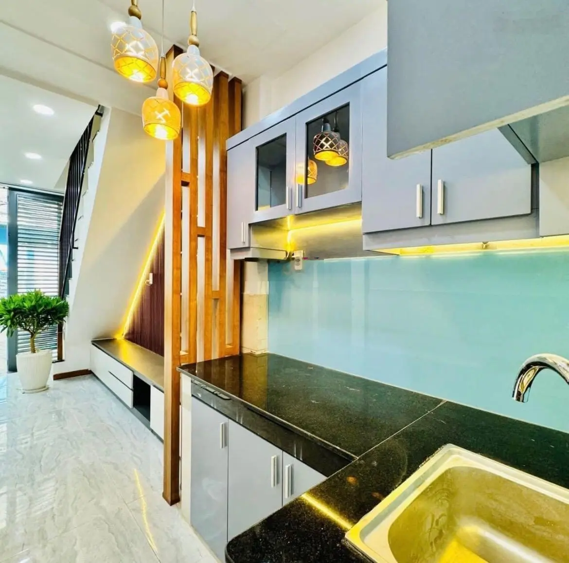 Nhà giá cực ngộp HXH Tân Sơn, Gò Vấp - 2 tầng - 43m2 - 2T350 - 2PN 2 NVS
