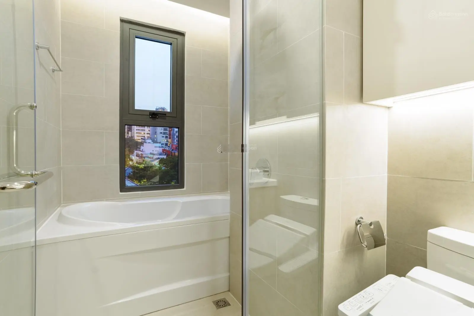 Bán căn hộ D-Homme Hồng Bàng 3pn 3bc sắp bàn giao, chiết khấu lên đến 11% .LH 0903 149 ***