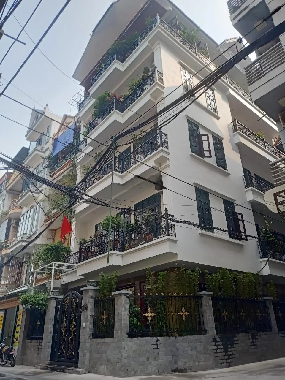 Bán nhà ngõ 92 Nguyễn Khánh Toàn, Cầu Giấy 75m2, gara ô tô, 14 tỷ 8, 3 thoáng, 45 chỗ đón đi chơi