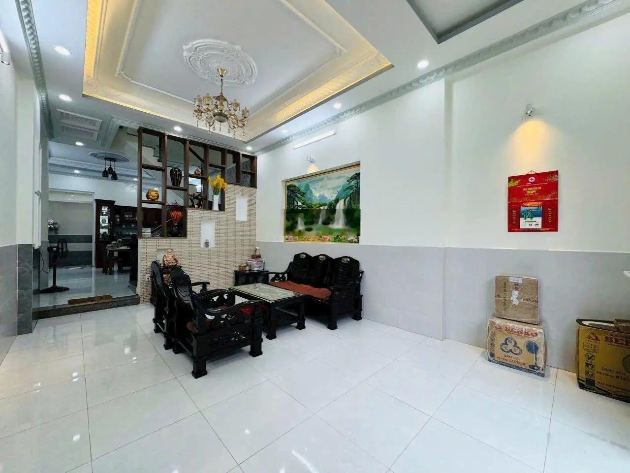 Nhà đẹp 5,5x15m giá hời ngay trung tâm Nhà Bè - Chính chủ cần bán gấp