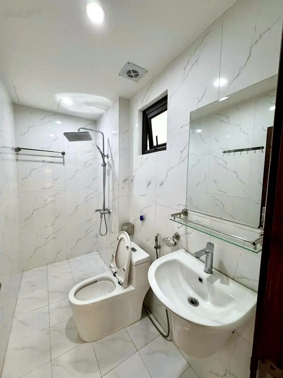 Bán nhà riêng 7,2 tỷ, 34m2, 4PN + 5WC tại Hoàng Mai, Giáp Bát, 6T thang máy
