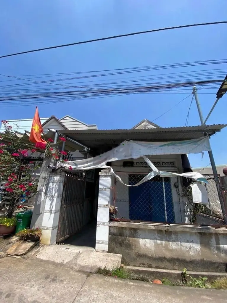 Dãy trọ 5 phòng ngay chợ quang thắng- TDÀi sổ riêng giá chỉ 1 tỷ 350