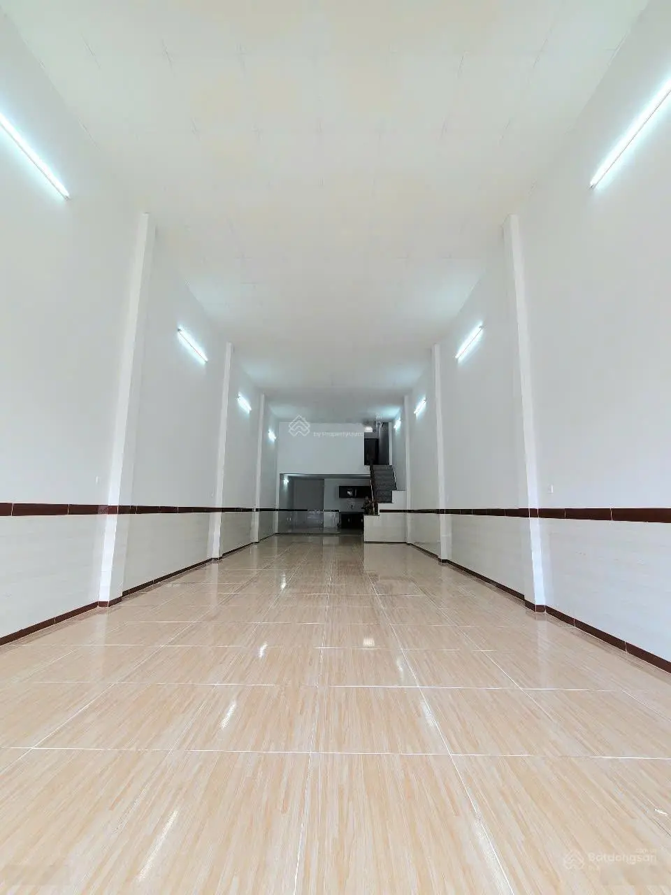 Bán nhà cấp 4 (5x25m), mặt tiền sầm uất Phan Đình Giót p. An Phú