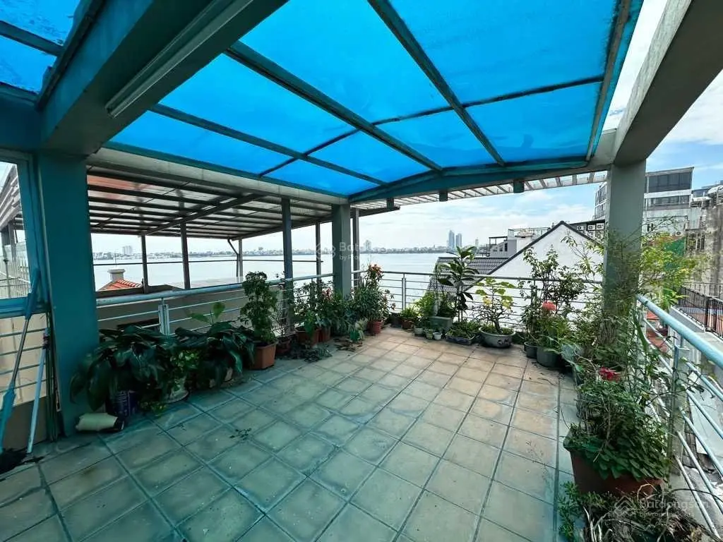 Bán nhà Nguyễn Đình Thi Thụy Khuê 44m2 6T thang máy 7 ngủ sát hồ MT rộng cách hồ 5m. LH 0362 889 ***
