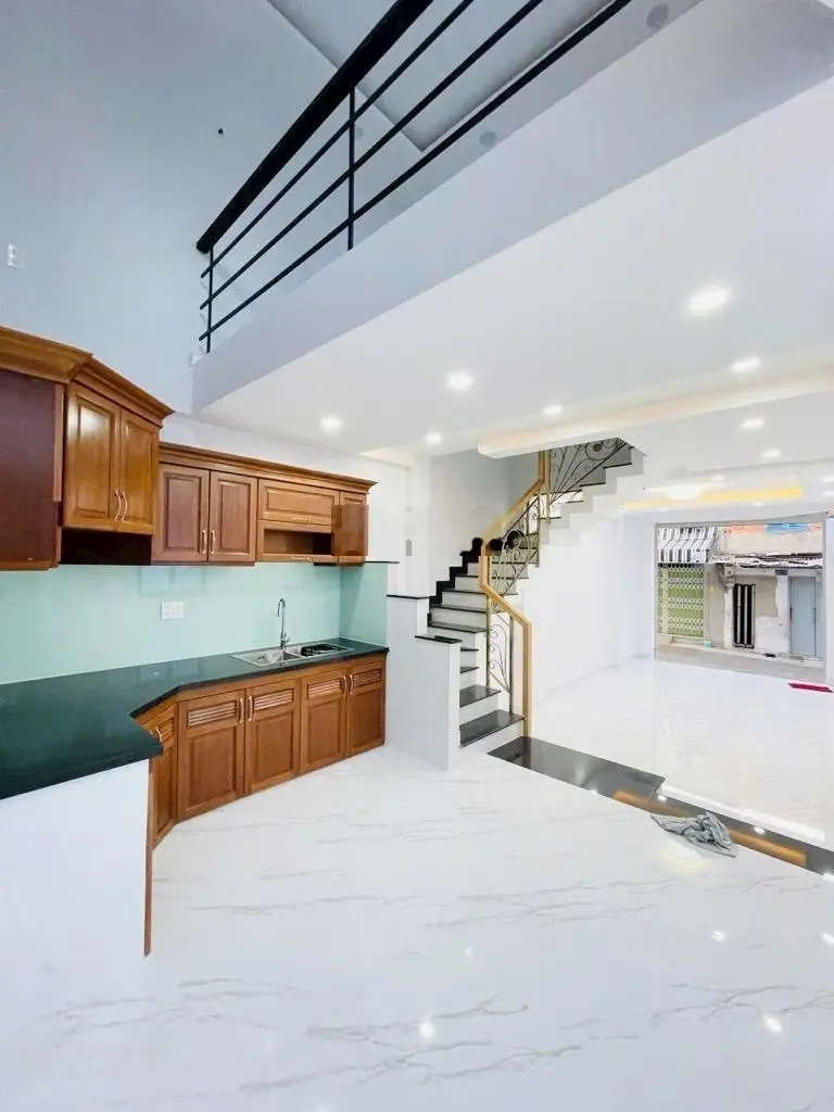 Bán nhà MTKD 4 tầng Bông Sao, Phường 5 Q8, 4 x 14, nở hậu, view công viên, nhỉnh 9 tỷ (TL)