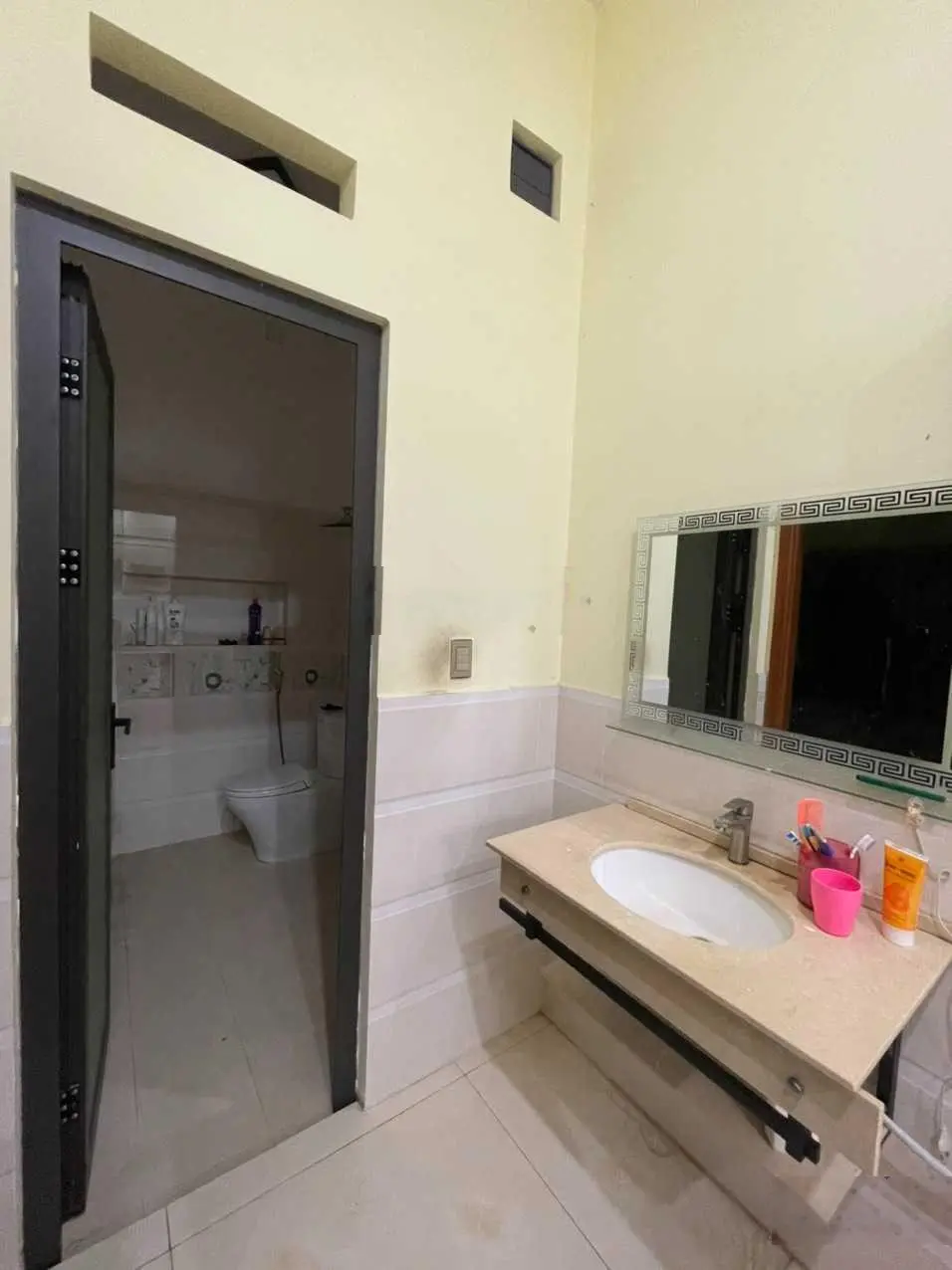 Biệt thự DT: (12 x 23m). Giá: 14 tỷ 0987.325.954 A Hiền
