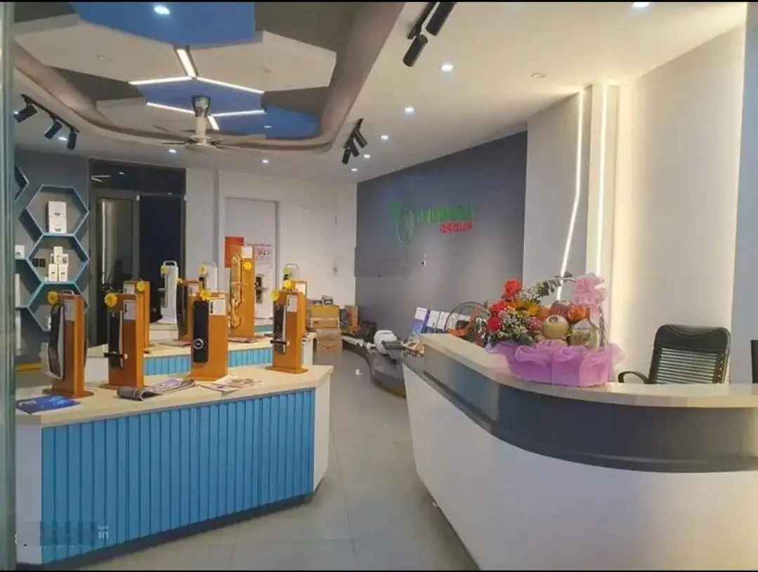 Bán nhà 5,5 tầng 106m2 mặt phố lê quý đôn dòng tiền cho thuê 40tr/tháng