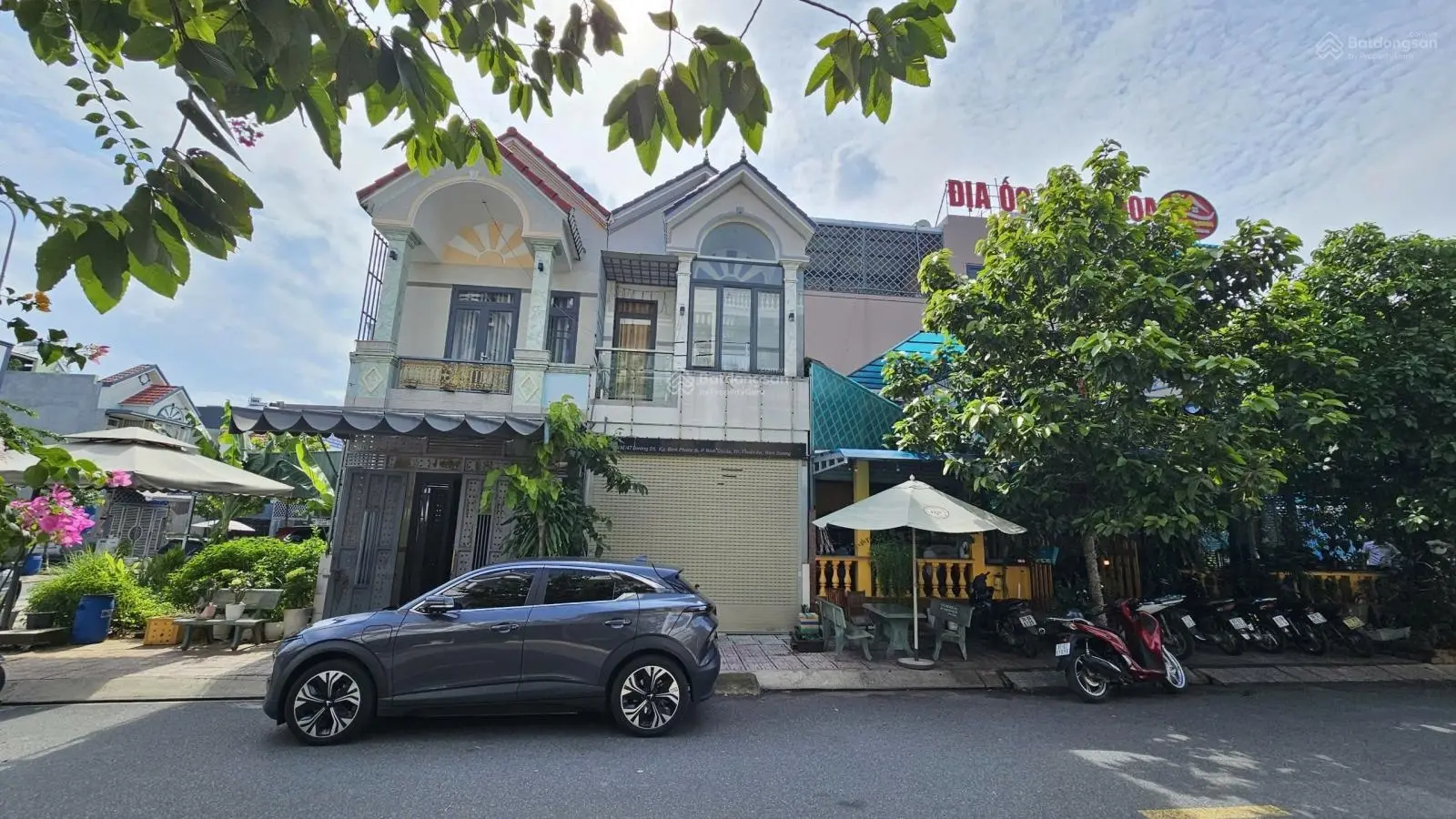 Bán nhà đường D1 cổng vào Phú Hồng Thịnh 8 rẻ nhất khu. Chỉ 2,8 tỷ thương lượng.