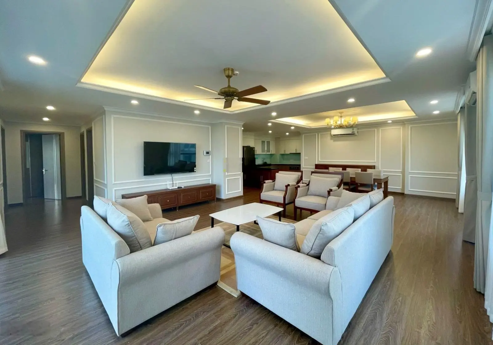 BÁN CĂN 3 NGỦ TOÀ UDIC WESTLAKE - VÕ CHÍ CÔNG - 168M - 11Tỷ