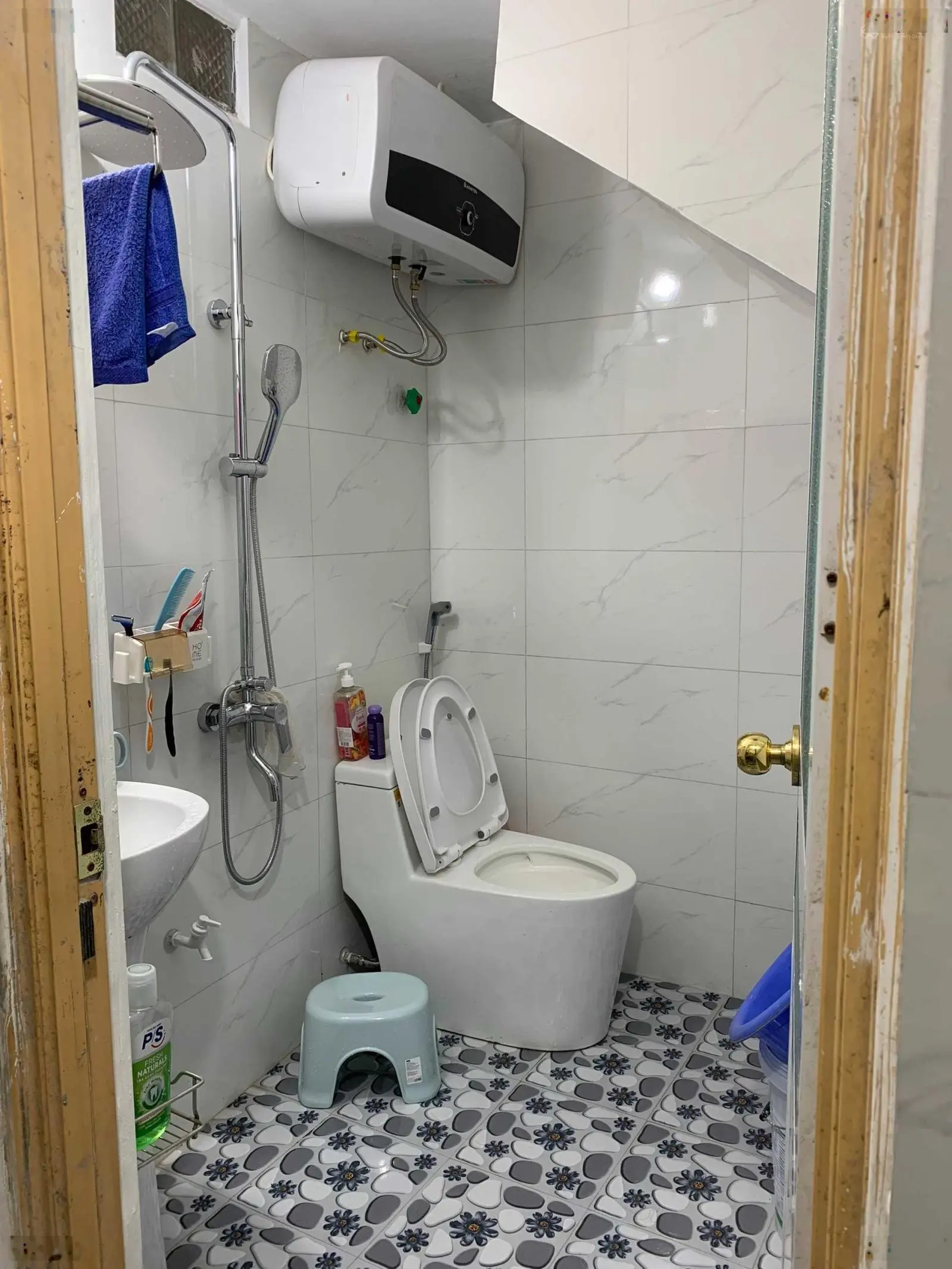 Bán nhà 3 tầng xinh xắn trục chính kinh doanh buôn bán tốt