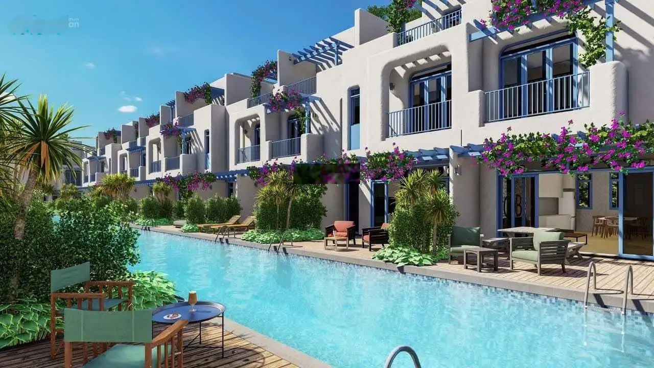 Bán nhà phố cạnh Wyndham Cam Ranh sở hữu lâu dài bàn giao full nội thất có hồ bơi từng căn