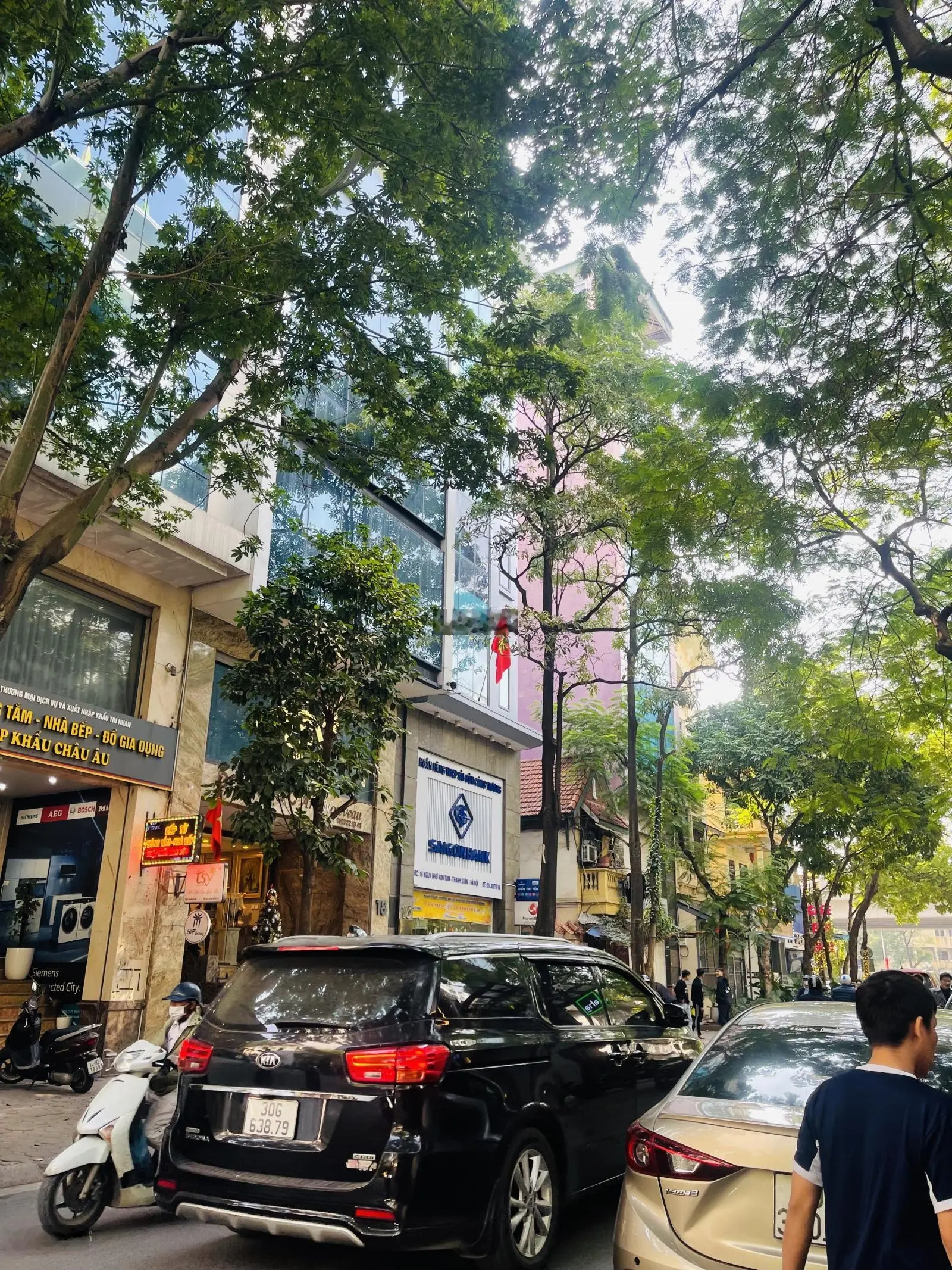 Bán tòa nhà VP 7 tầng mới. Phố Nguỵ Như Kon Tum. DT 68,3m2, MT 7m. Trung tâm khu vip văn phòng