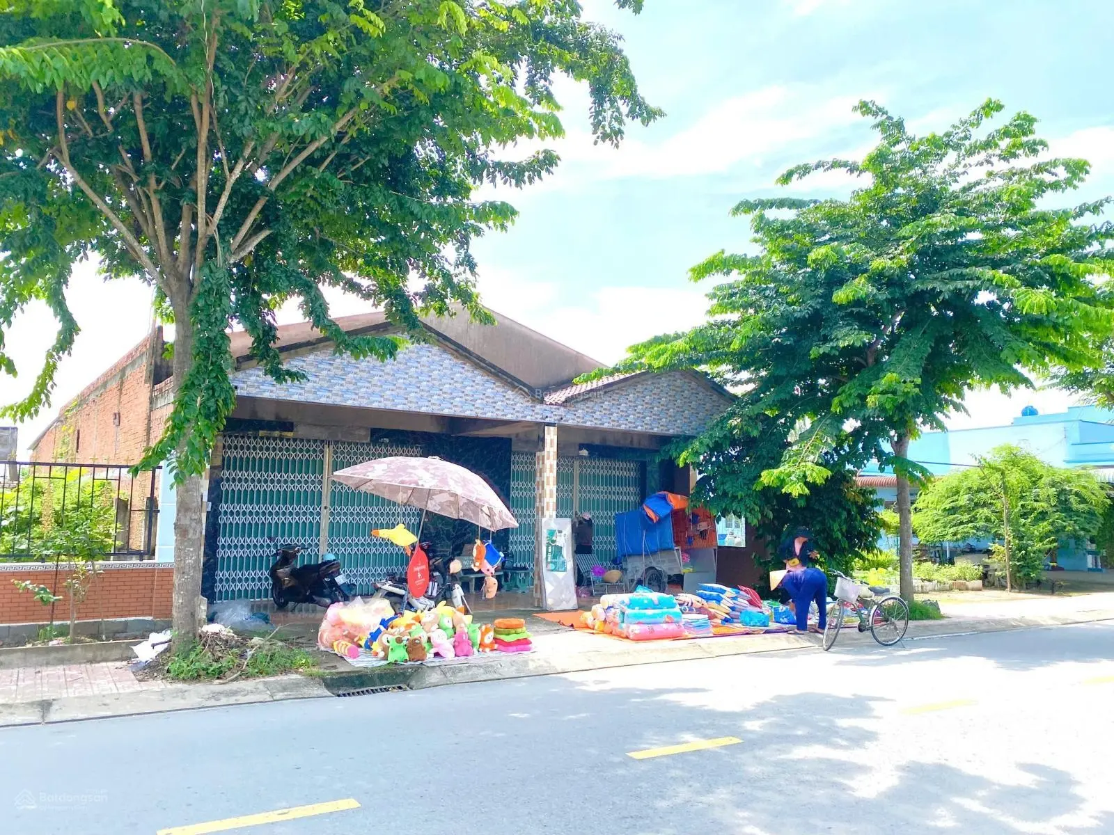 Bán nhà xưởng kiên cố DT: 1050m2 full thổ cư, MT Lê Hồng Phong, sổ sang bao sang tên, giá 15,35 tỷ
