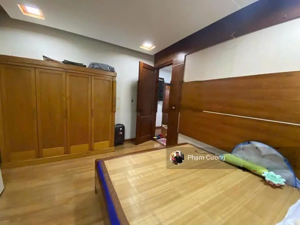 Cần tiền bán gấp nhà Phân Lô ô tô vào nhà phố Thái Hà, Đống Đa giá giật mình 69m2 - 18.2 Tỷ