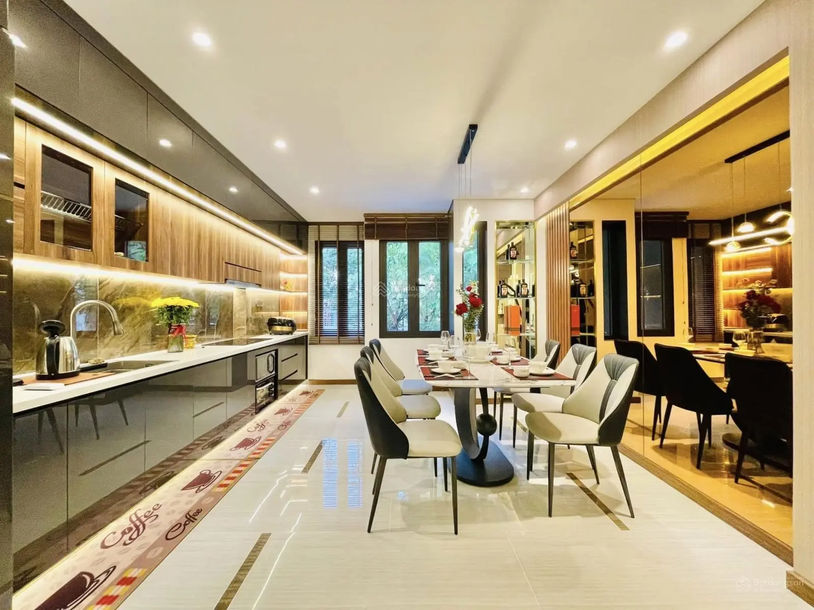 Nhà phố 5 tầng - xây mới - đường 8m thông - nội thất hiện đại - Hiệp Bình Phước, Thủ Đức