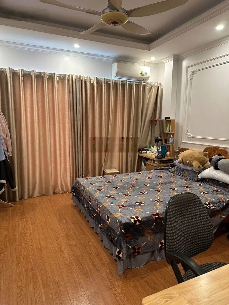 Bán nhà Bồ Đề oto đỗ cổng - full nội thất - 200m trường QT bệnh viện Tâm Anh - đi đâu cũng tiện