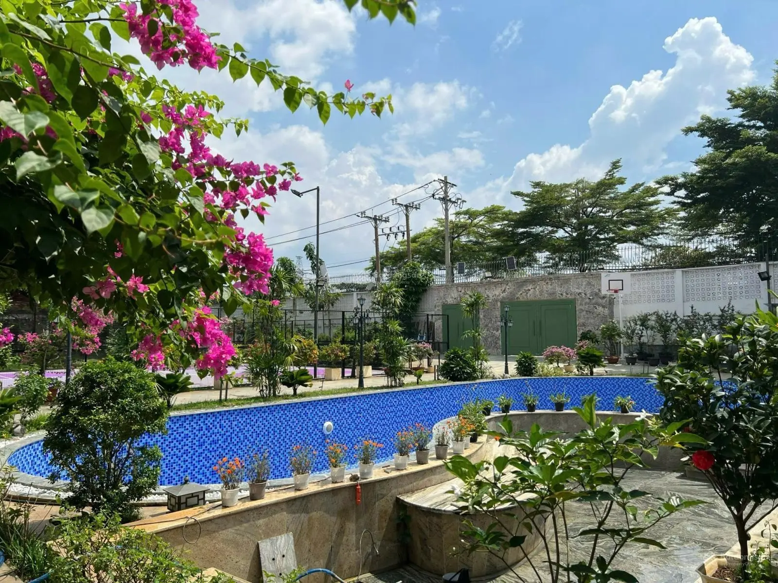 Siêu hót, bán dinh thự vip gần 4000m² đất ngay tp. thủ đức, sát bình thạnh, chỉ 170 tỷ