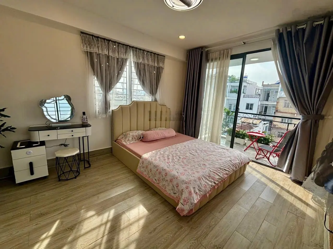Nhà phố 500m2 diện tích sàn, 11 Phòng Ngủ, có thang máy, mặt tiền đường số, p Tân Kiểng, Quận 7.
