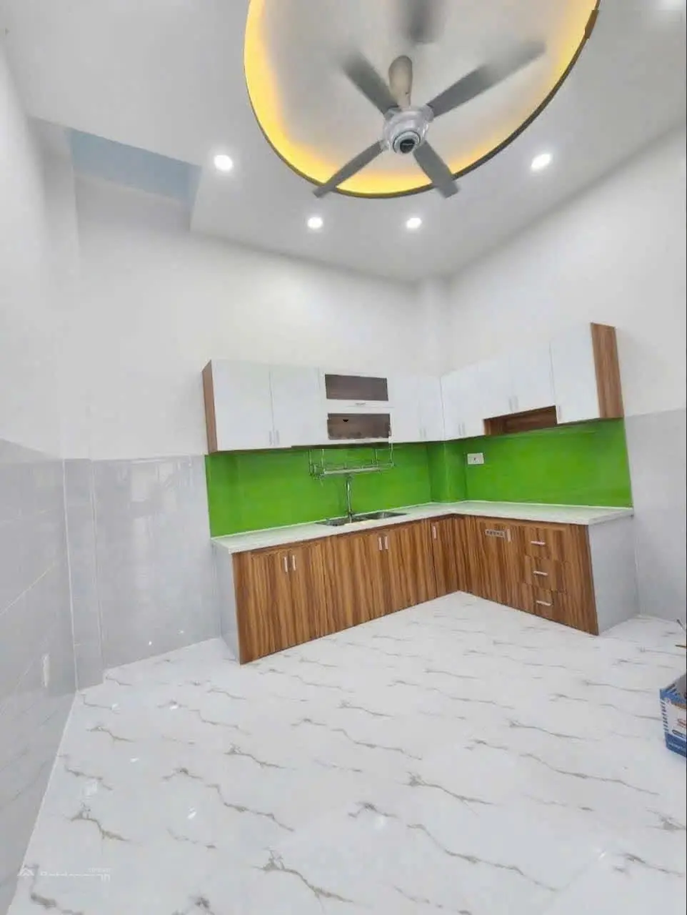 Nhà khánh hội q4- 4 tầng- 40m2 - sát mặt tiền - ko qh-chỉ 5 tỷ nhỉnh
