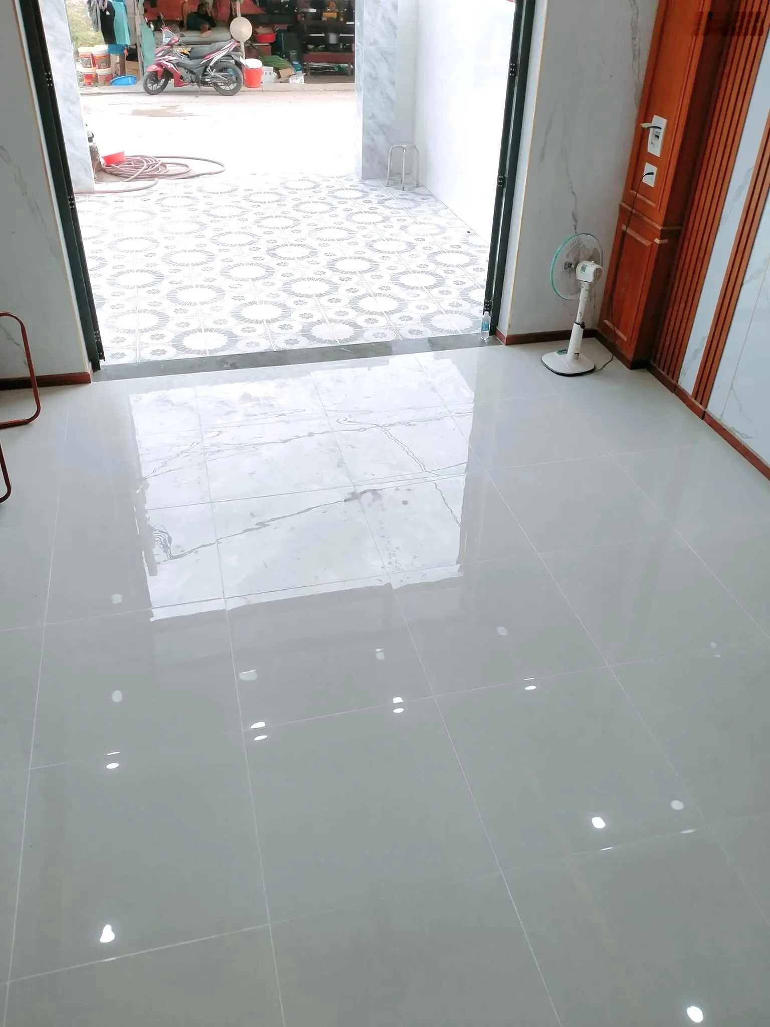 Bán nhà mới sổ riêng ngang 5m, dài 20m = 100m2 đường lớn P. Hoá An - TP. Biên Hoà