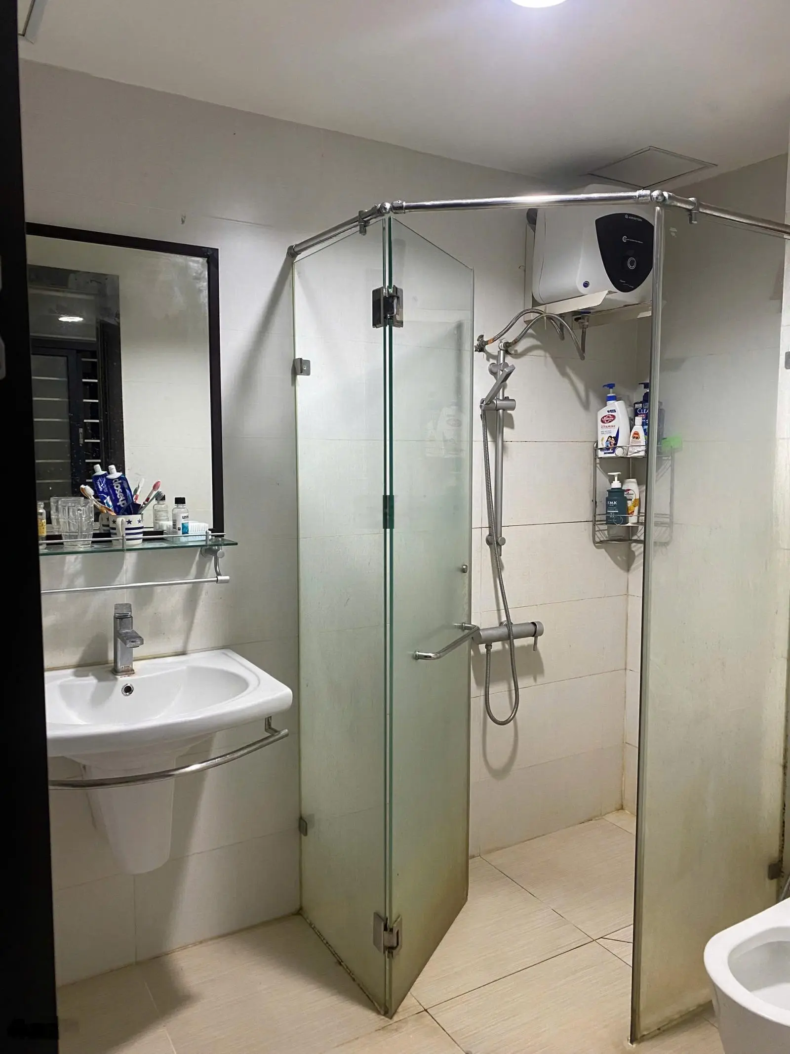 Bán 1PN1WC 49m2 full NT 1tỷ785 bao hết hỗ trợ vay 70% tại Đức Khải Quận 7 alo em xem nhà ngay