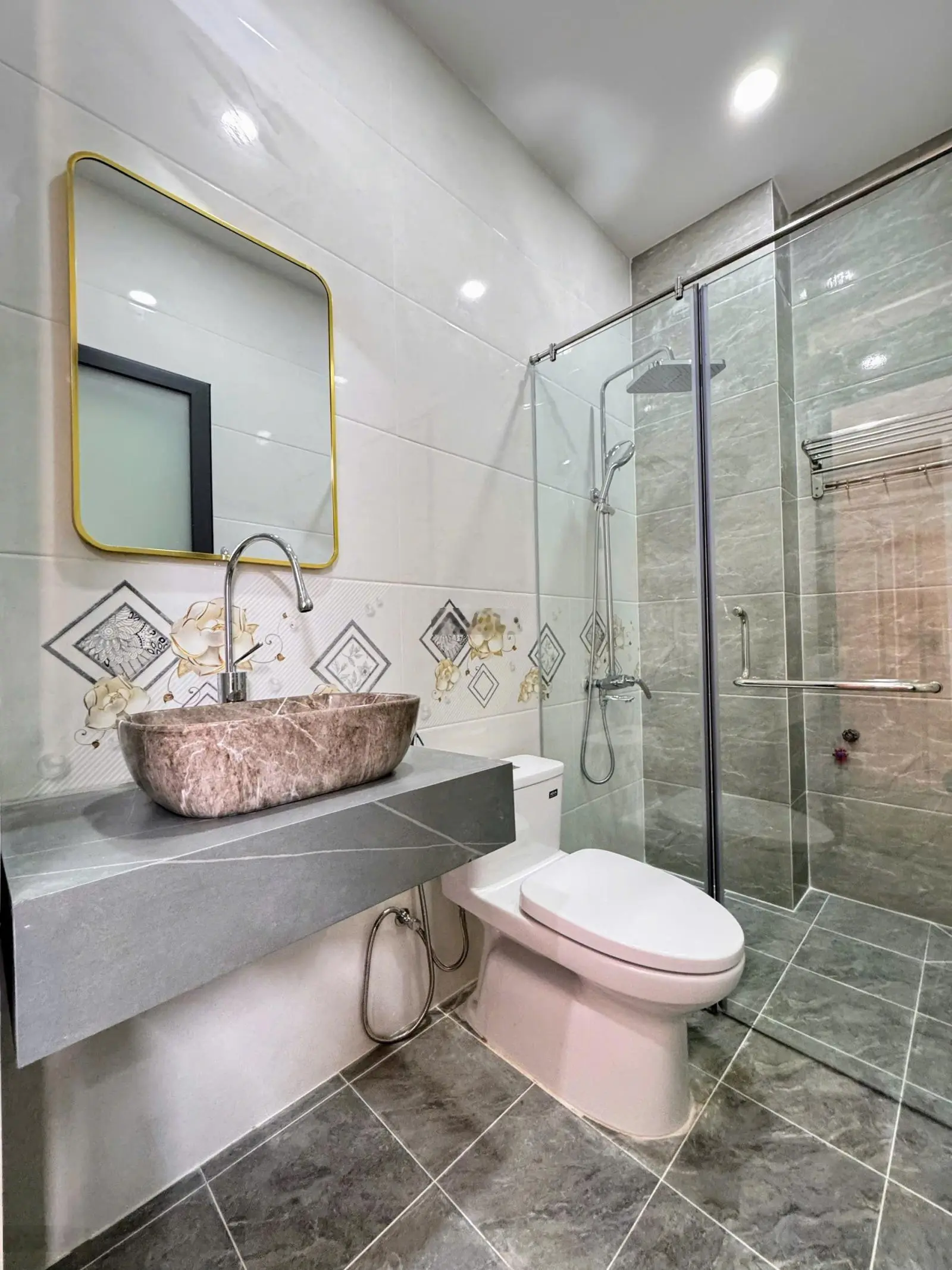 Hương Lộ 2 nhà mới 5 tầng, full nội thất, 65m2, hẻm 7m xe 7 chỗ ngủ trong nhà, sổ mới chỉ hơn 6 tỷ
