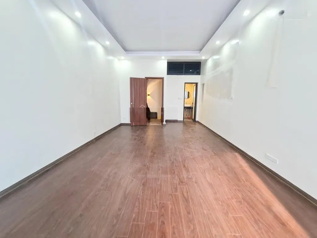Bán nhà Kim ngưu, 55m2 x 6,95 tỷ, ô tô cách 30m, trước nhà rộng 3m, thông sang Timescity