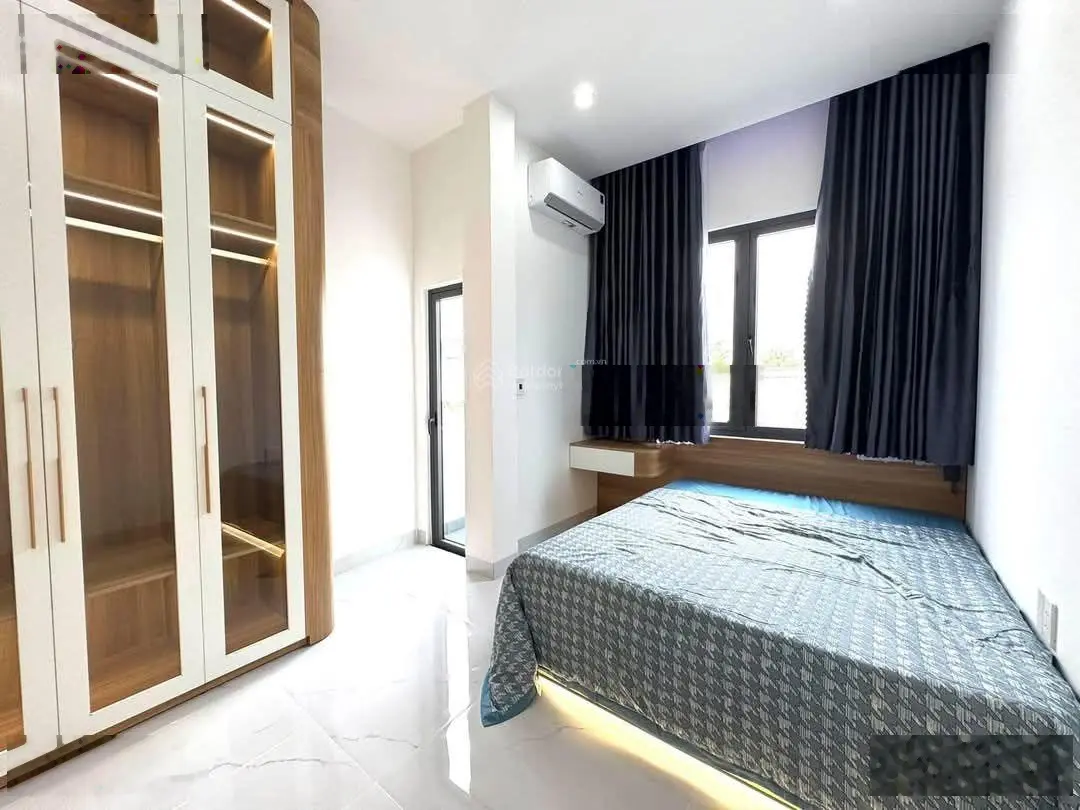 Bán gấp nhà đẹp gần chợ Bình Chánh, 1,54tỷ/70m2, 1 trệt 1 lầu, sổ sách đầy đủ