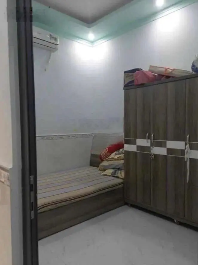 Nhà Bình Chánh 96,9m2 - Giá 800 triệu - Cho thuê 8 triệu / tháng - sổ Hồng riêng - được trả góp