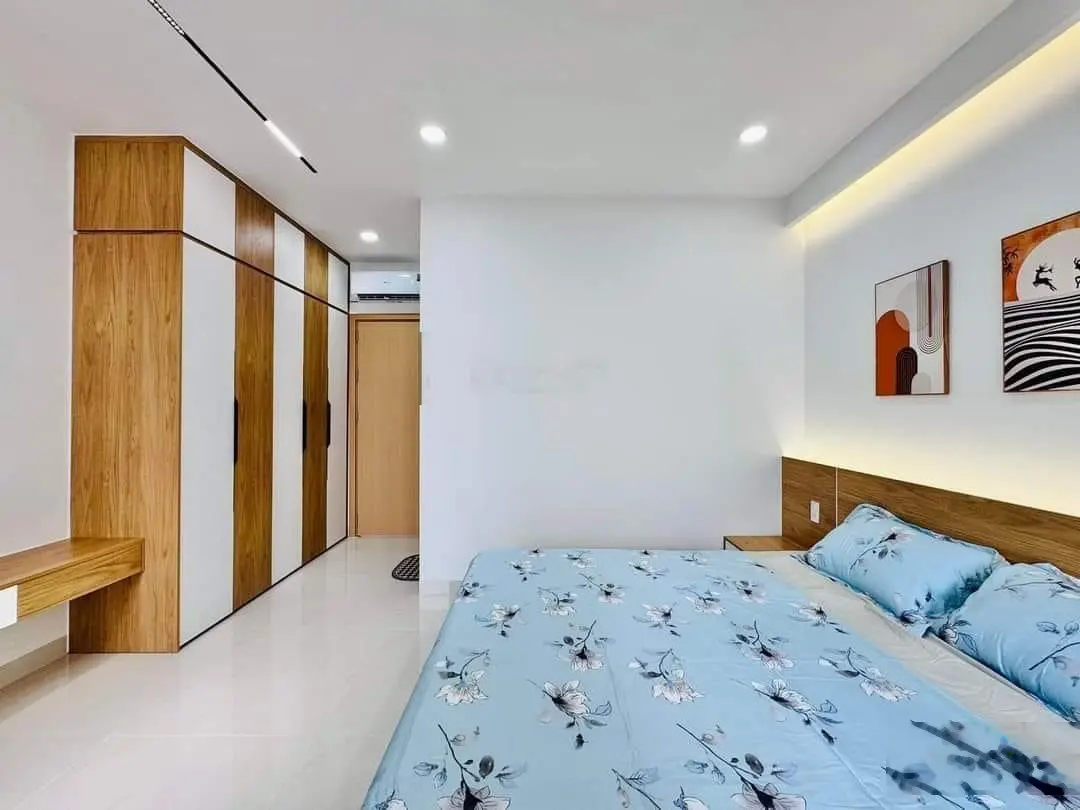 Bán gấp nhà Phan Đăng Lưu, p3, Phú Nhuận. Giá 2,63 tỷ.Sổ hồng riêng, pháp lí chuẩn