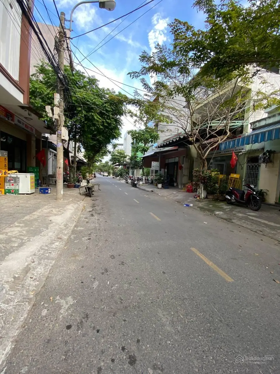 Bán nhà mặt tiền Vũ QUỳnh, sát Biển Nguyễn Tất Thành, DT 75m2 giá 4,85 tỷ tl