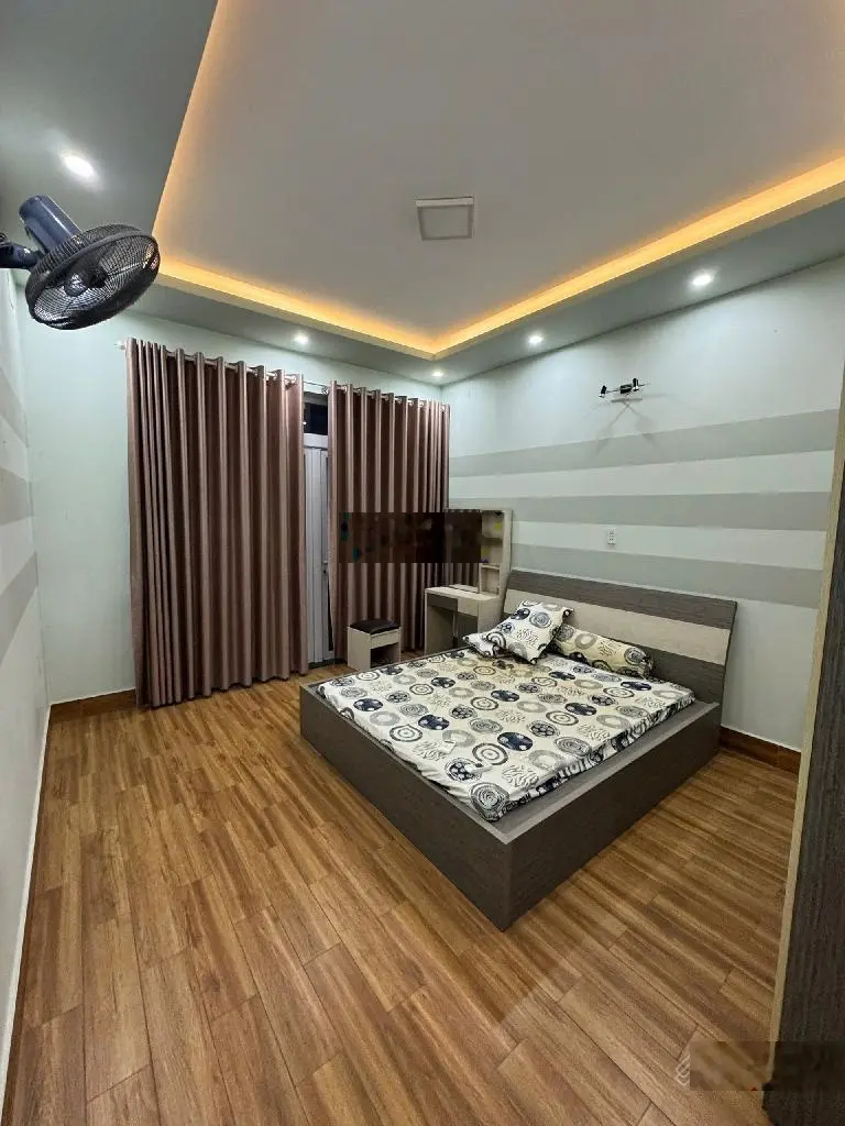 Bán nhà đẹp 5 tầng, khu vip Phạm Hùng, cách 900m Aeon Mall Cao Lỗ. Quận 8