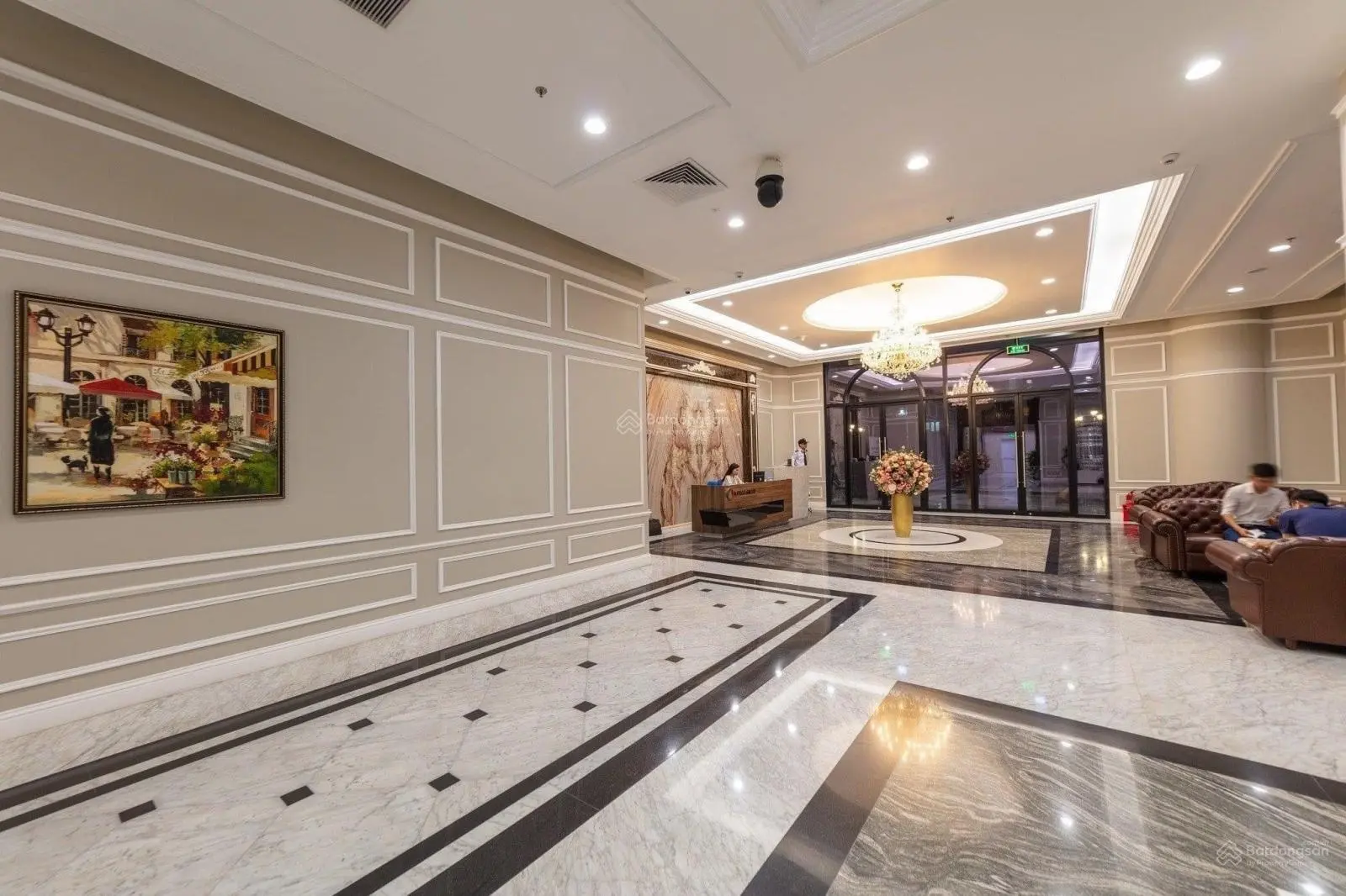 Căn hộ đặc biệt Duplex 2 tầng, 1 tầng x 80m2, Penthouse Hateco Laroma, sổ cầm tay ban công Đông Nam