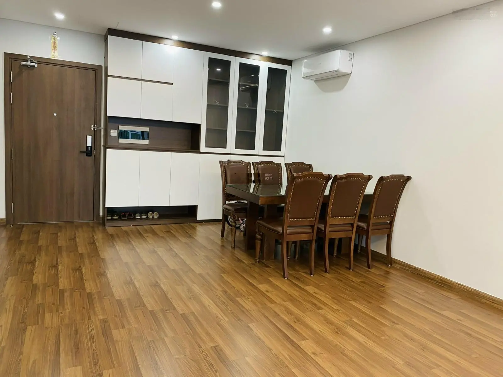 3PN + 1 căn góc full nội thất giá rẻ hơn chủ đầu tư, chỉ 58.2tr/m2, tòa mới, hỗ trợ vay ngân hàng
