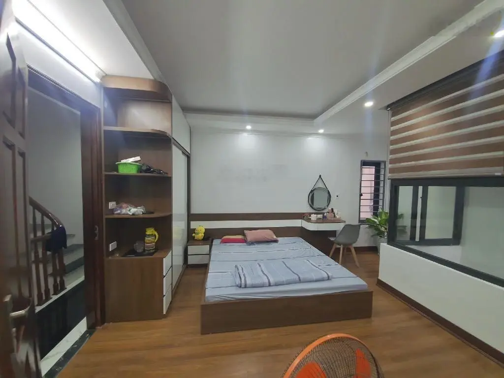Chủ cần bán gấp! Bán nhà Bạch Mai, cách đường lớn, bạch mai 20m, dòng tiền 14tr/1 tháng, 42m2