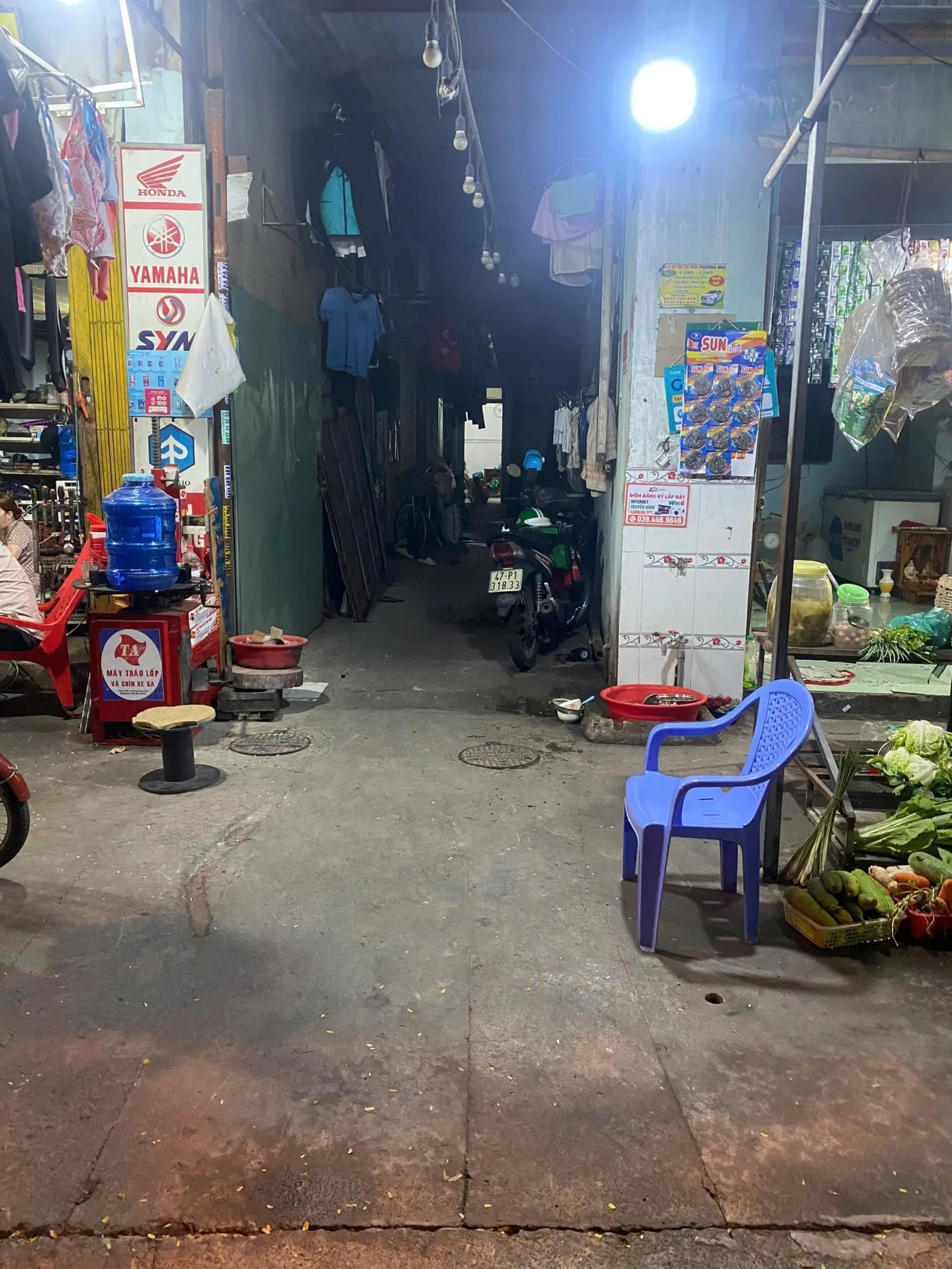 Bán dãy trọ 1 kiot + 5 phòng trọ, MT đường Phạm Hữu Lầu, P.Dĩ An, TP.Dĩ An