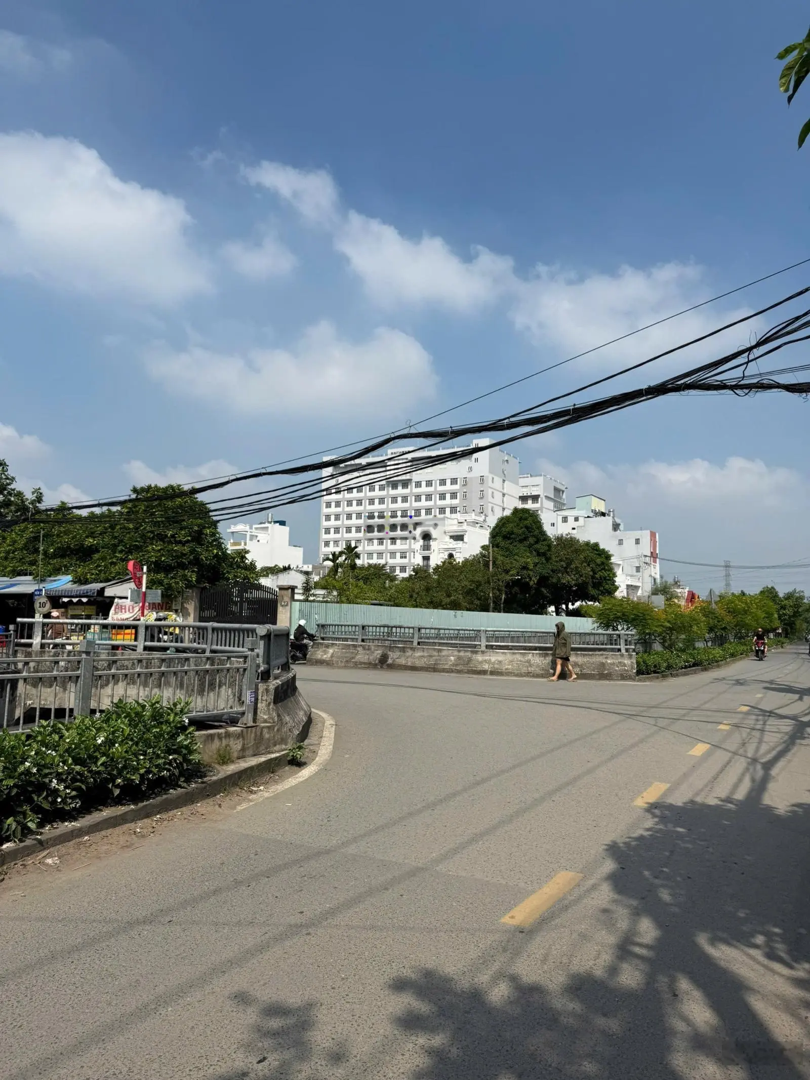 Bán đất thổ cư góc 2 mặt khu phân lô cao tầng An Phú Đông Quận 12