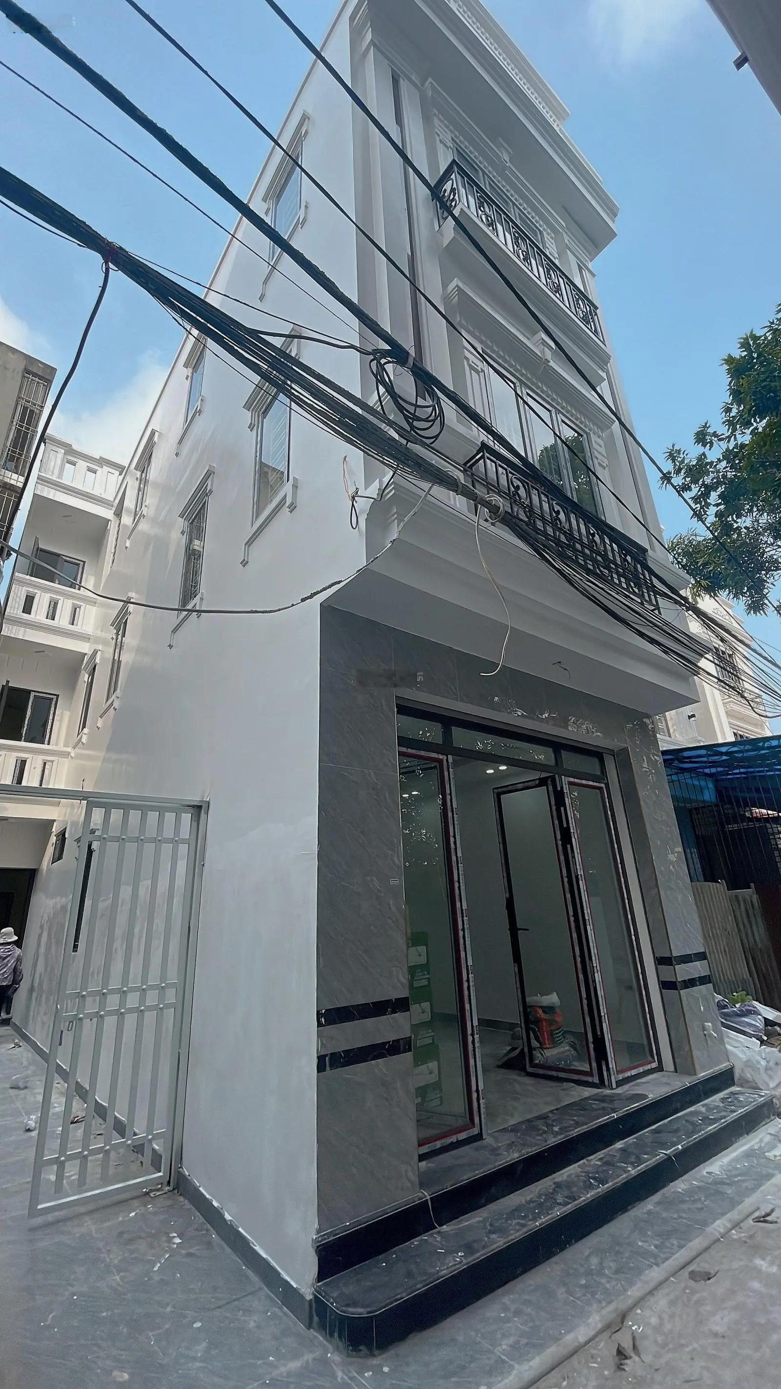 Nhà xây mới Phủ Thượng Đoạn hơn 2ty Cực thoáng với nhiều cửa sổ
