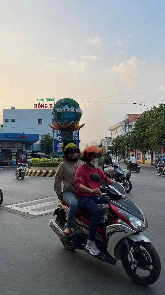 Bán 542m thổ cư ngay vòng xoay lê lợi giá 28ty