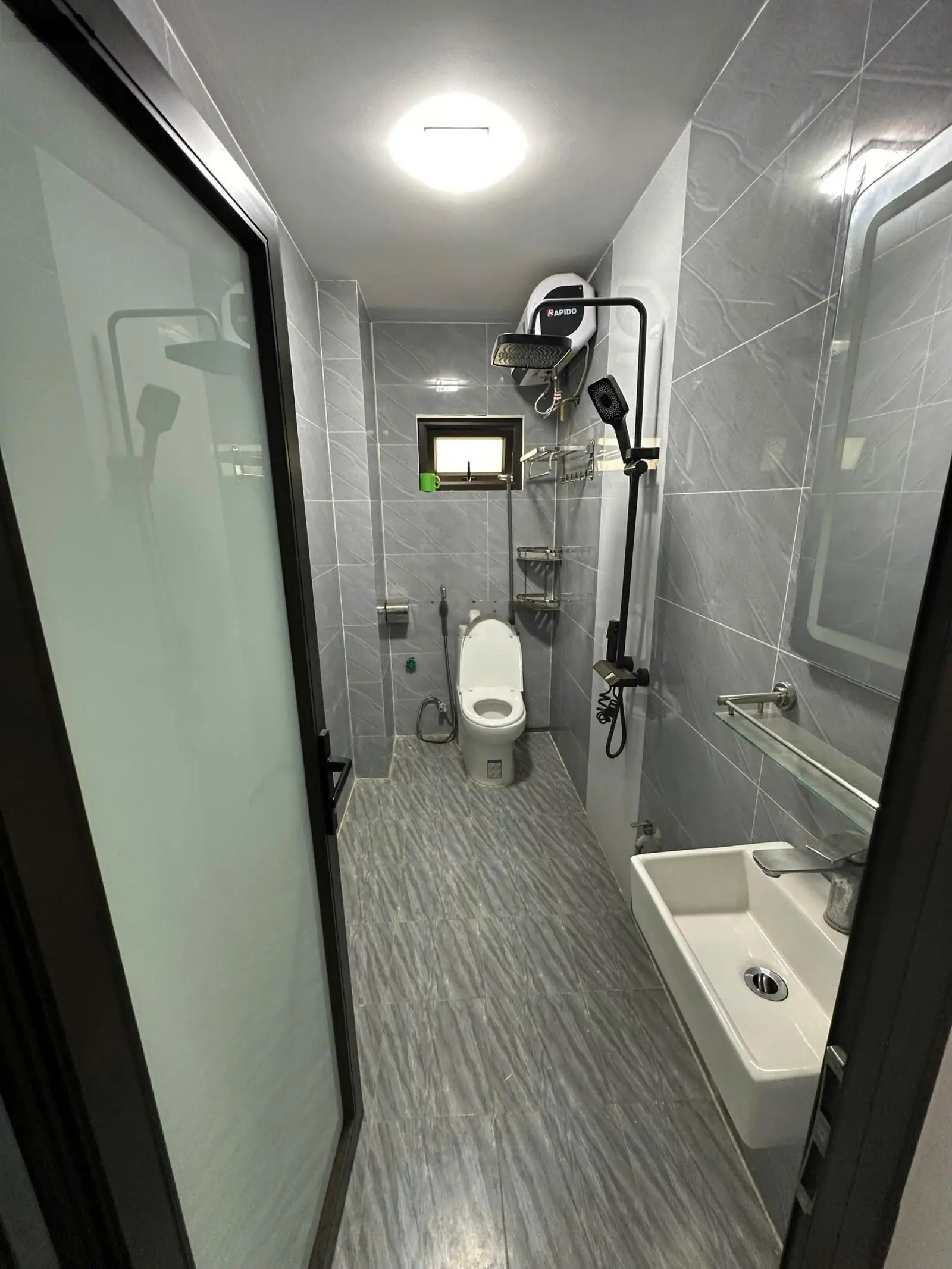 Bán Nhà Lô Góc Phượng Đồng 35m2/4 tầng /Ô tô ngủ trong nhà / Sau trường TDTT/Giá Cần bán gấp 3,1 tỷ