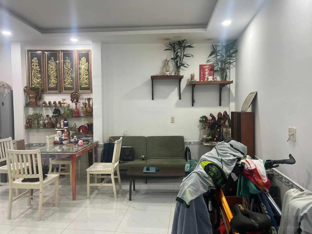 Bán gấp hẻm nội bộ đường Trường Chinh, P. 13, Tân Bình, DT 43m2, giá chỉ 3.9 tỷ TL