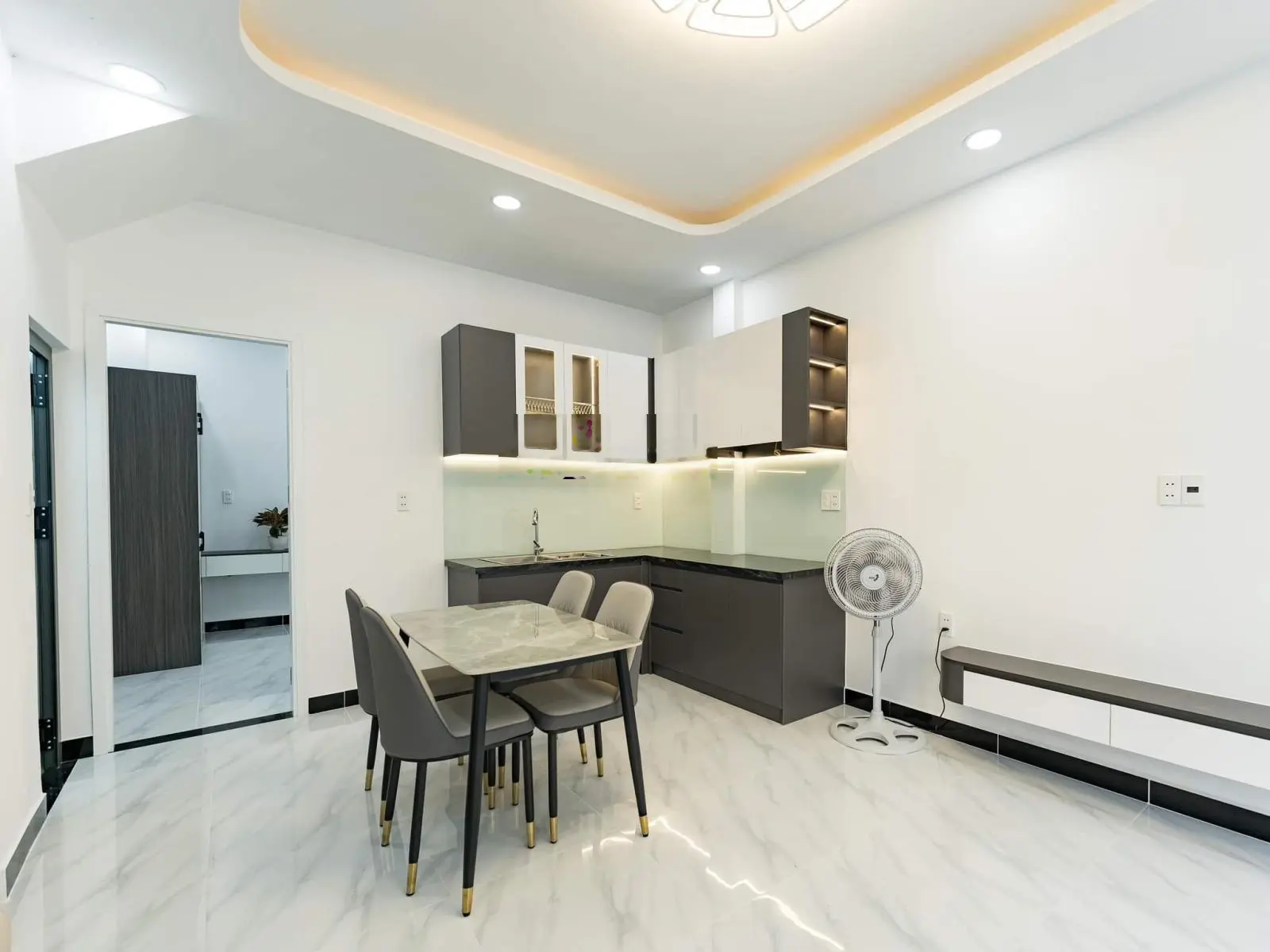 Nhà đẹp giá phải chăng, chỉ còn 1 căn duy nhất tại Nguyễn Đình Chiểu chỉ 3.6 tỷ, 56m2, đã có sổ