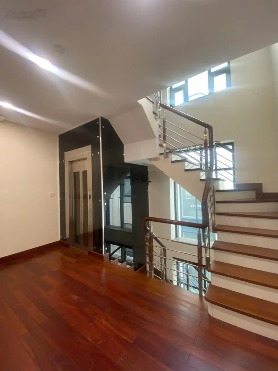 Siêu đẹp - duy nhất - bán biệt thự Ba Son Quận 1 - mới 100% hầm 4 tầng có thang máy