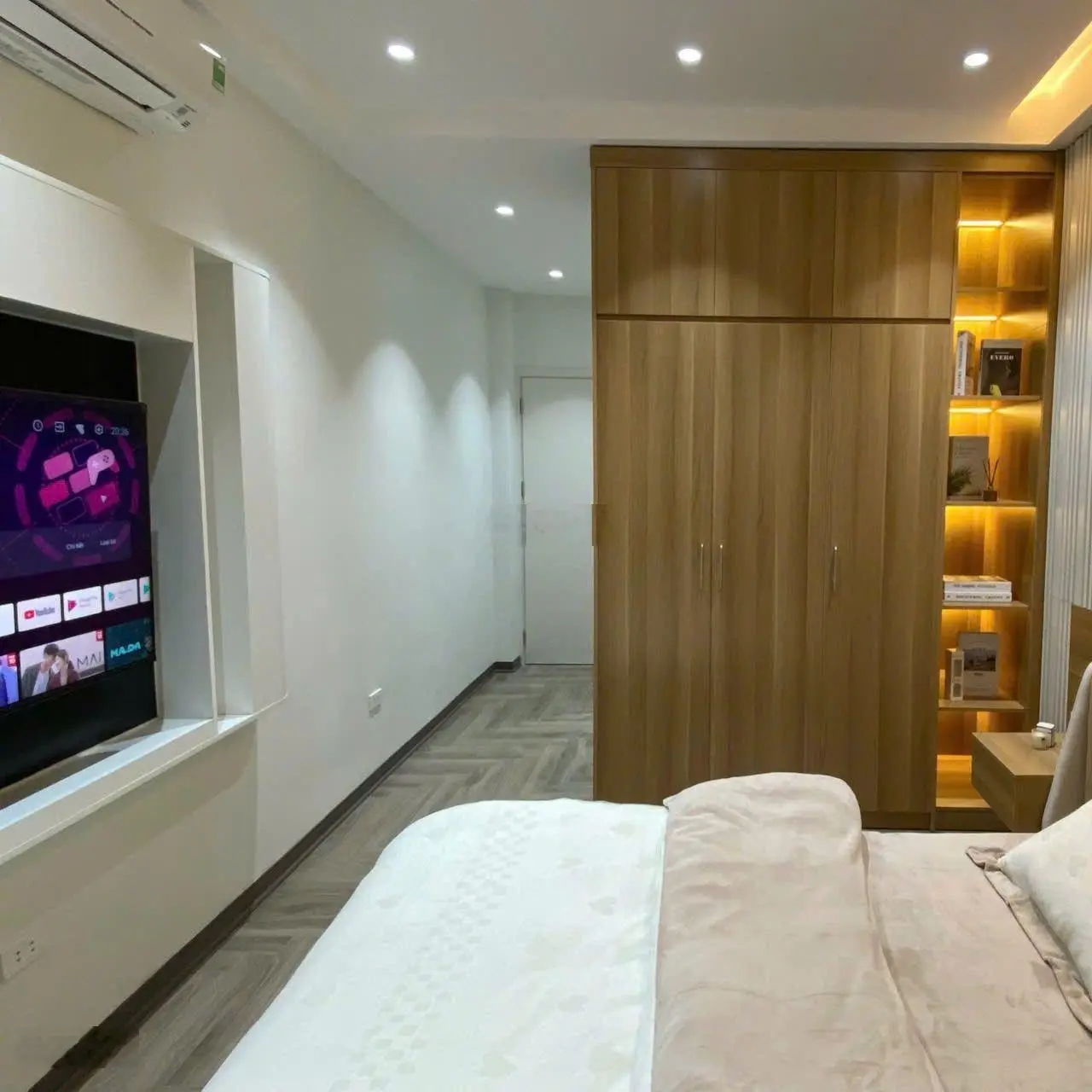 Mặt ngõ ô tô 8.8 tỷ, 5 tầng thang máy, DT 34m2, 3 ngủ full nội thất, Vạn Phúc, Hà Đông