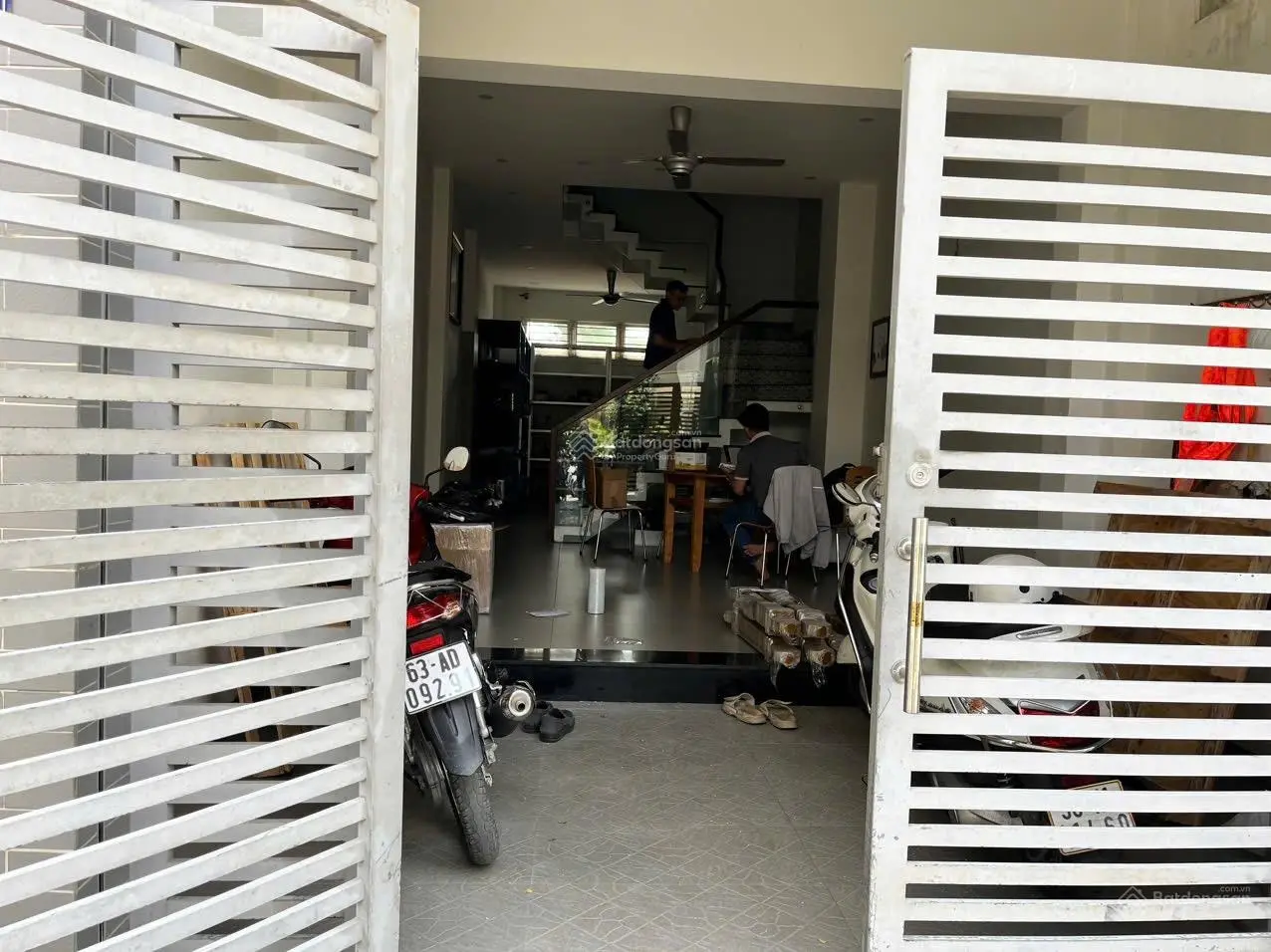 Bán nhà 3 lầu HXH đường Trương Văn Thành - Hiệp Phú.